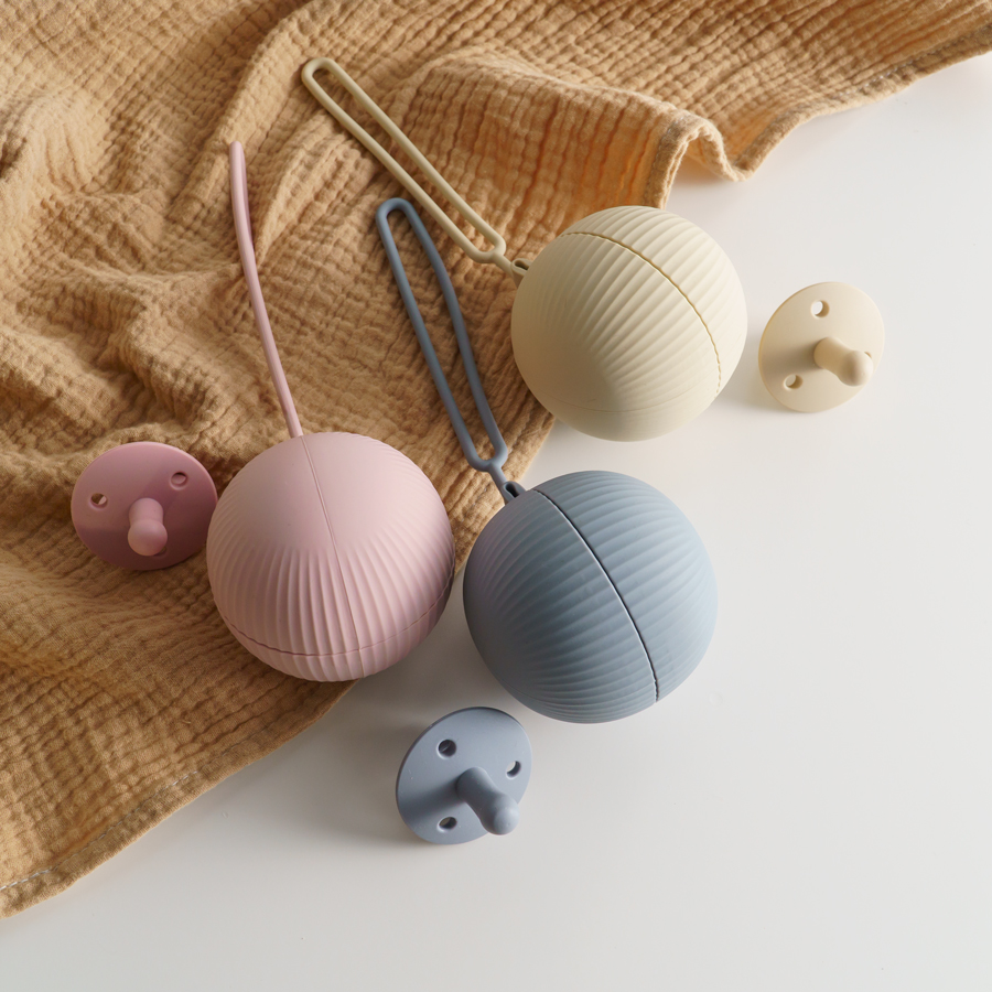 New Baby Pacifier Holder BPA F - Zwitsal Baby Products recensione e prezzo