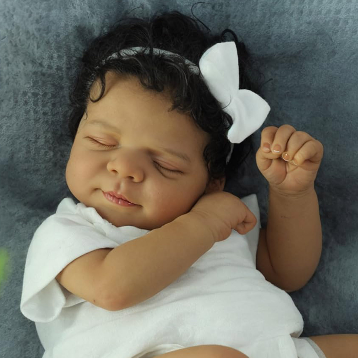 Pascale Dark Skin 19inch Soft  - Baby Products For Curly Hair recensione e prezzo