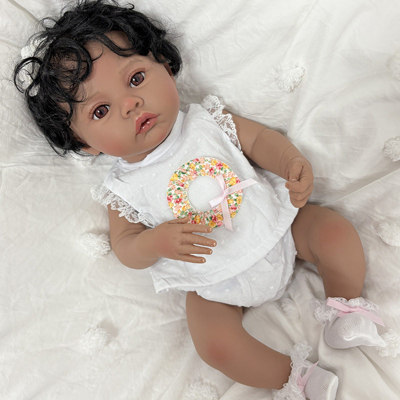 19inch Meadow Dark Skin Full V - Baby Products For Curly Hair recensione e prezzo